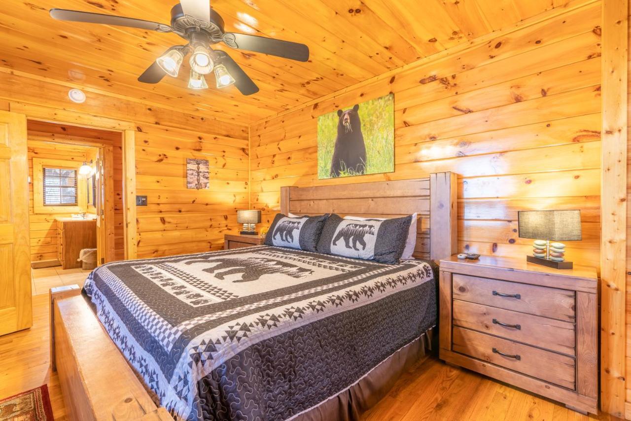 Comfort Cabin Bearway To Heaven W Private Hot Tub بيدجن فورج المظهر الخارجي الصورة