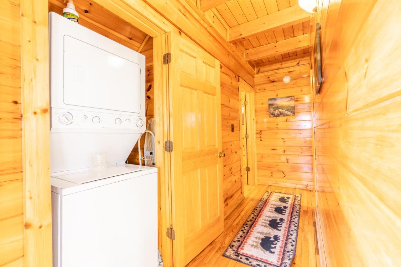 Comfort Cabin Bearway To Heaven W Private Hot Tub بيدجن فورج المظهر الخارجي الصورة
