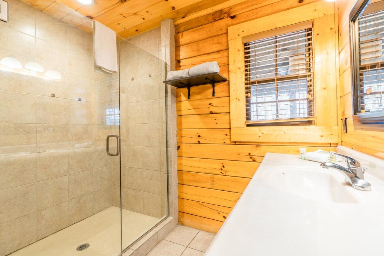 Comfort Cabin Bearway To Heaven W Private Hot Tub بيدجن فورج المظهر الخارجي الصورة