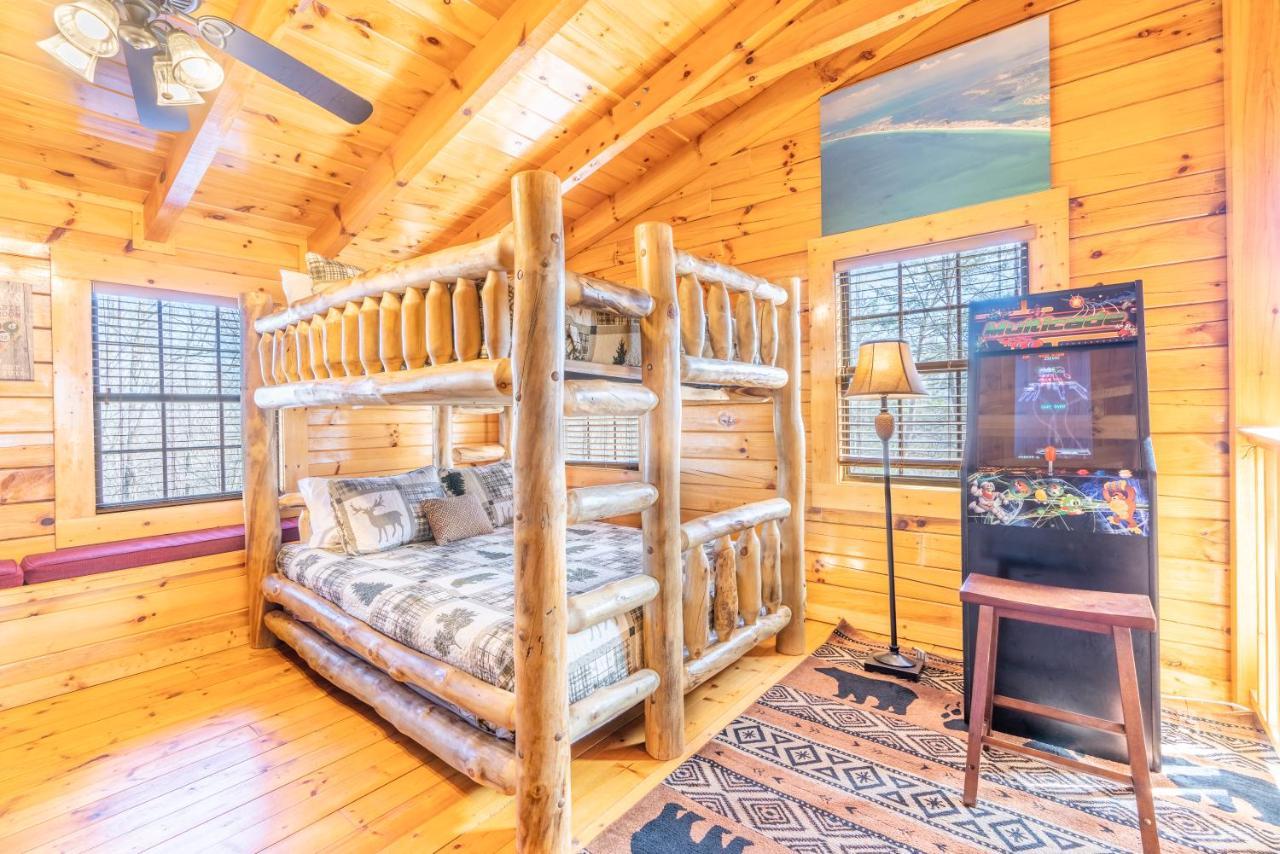 Comfort Cabin Bearway To Heaven W Private Hot Tub بيدجن فورج المظهر الخارجي الصورة